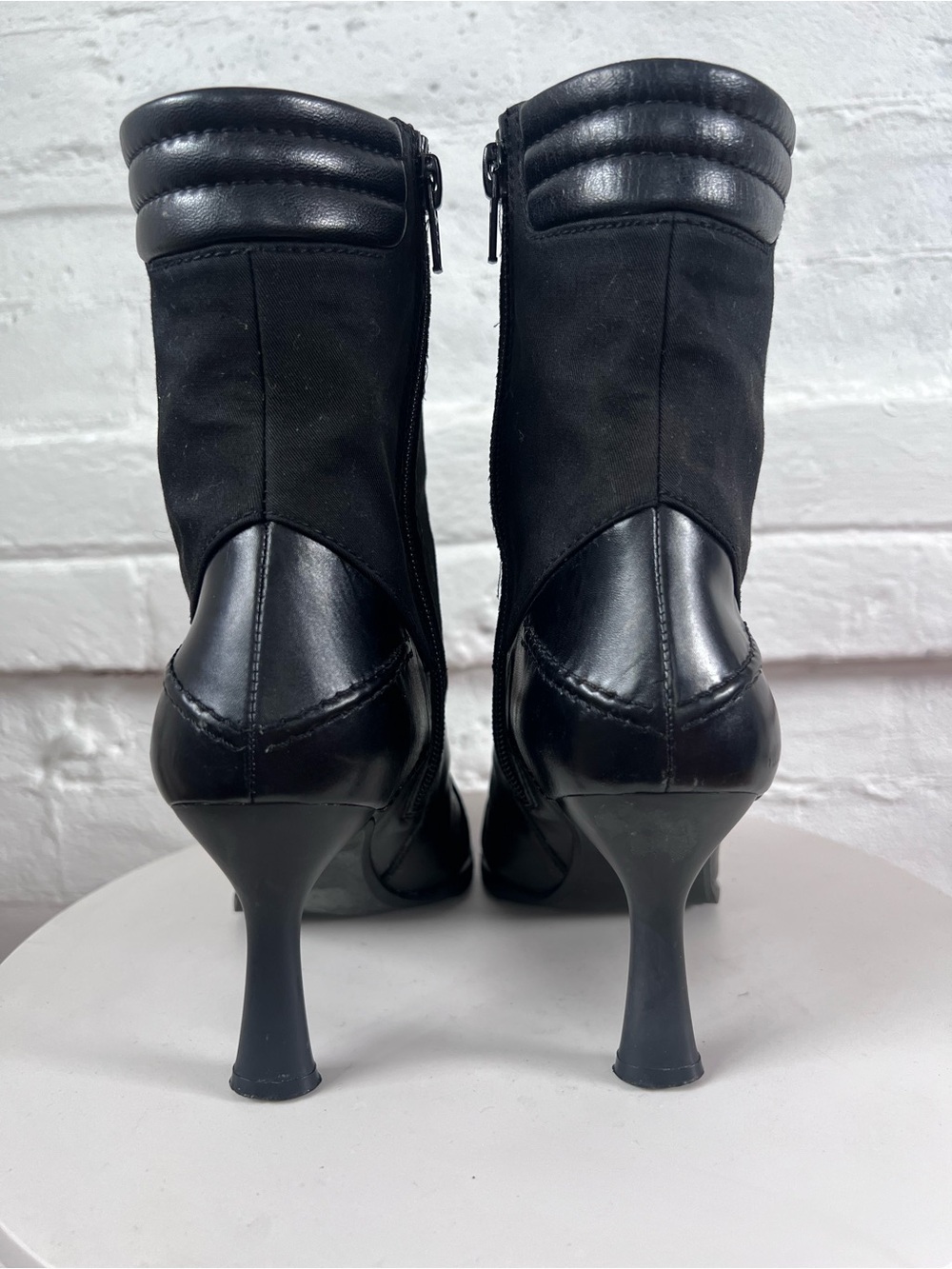 Stuart Weitzman Lace Up Pointy Toe Boots Black Granny Size 7 - Picture 6 of 13